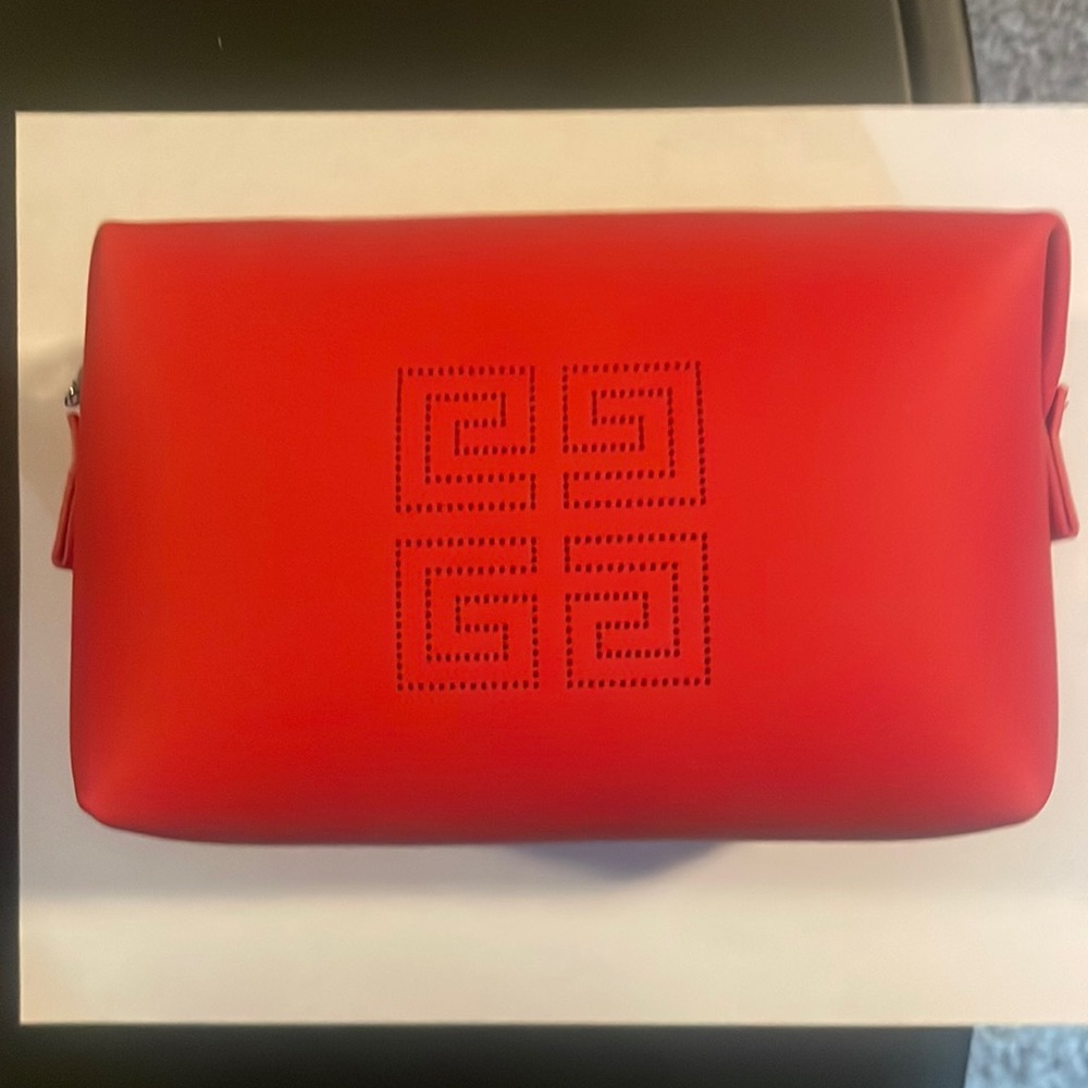 GIVENCHY MAKE UP BAG